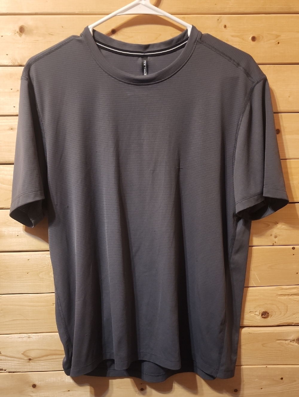 Ten Thousand T Shirt Mens L Charcoal Gray Short Sleeve Pullover Gym Durable Tee
